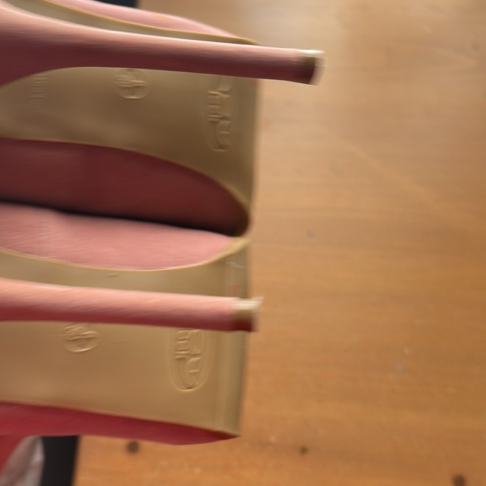 Pink heels, - Picture 6 of 6